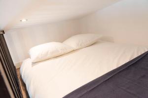Appartements Appartement proche Place Saint-Sauveur : photos des chambres