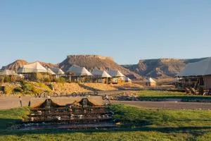 Zion Wildflower Resort - Apple Valley