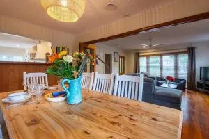 Mutts MTBs & Mud Pools - 罗托鲁瓦