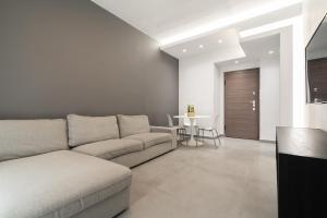 Piraeus Seaside Escape