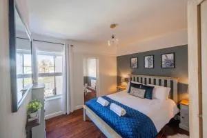 Swift Host Central location 3 Bedrooms with Parking - NWI