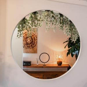 Planty - studio with bath tub