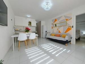Casa Samba, 2 bedrooms and pool