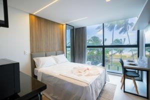 Breeze #205 - Flat Vista Mar by Carpediem