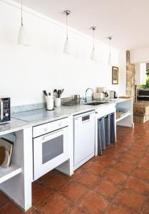 Villas La tonnelerie, belle villa pour 9 personnes au coeur d-un vignoble avec piscine : photos des chambres