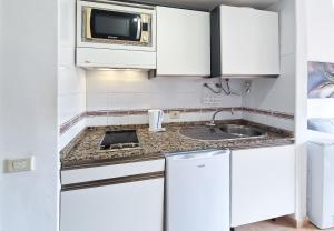 B-Rent Oasis Dunas Sunny House