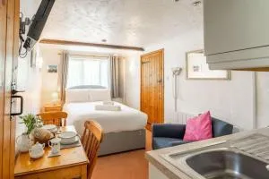 Swift Host The Nook Holiday Cottage - Rackheath