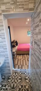 Neo & Ruks Guest Houses Boston Belleville 6