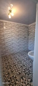 Neo & Ruks Guest Houses Boston Belleville 6