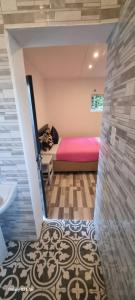 Neo & Ruks Guest Houses Boston Belleville 6