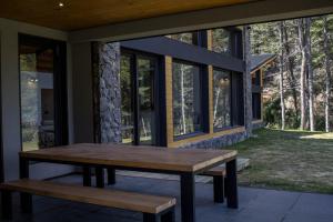 Villa la Angostura Casa frente al Lago