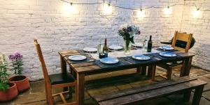 Swift Host - 4 Bedrooms - Beautiful Period Property - Parking - Garden