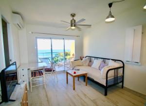 Precioso estudio primera linea Fossa-Puerto Calpe