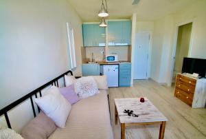 Precioso estudio primera linea Fossa-Puerto Calpe