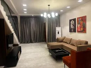 Galo Luxury Apartment - Oko Abe
