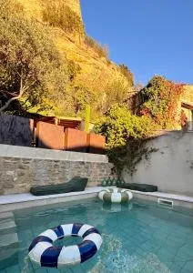 CaBaNa 52 Proche Lourmarin - 卡代纳