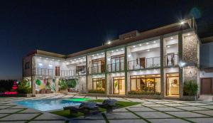 Villa La Chiquita Paradise Pool and BBQ