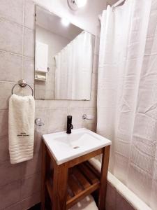 Departamento 2 ambientes Colón y Olavarría