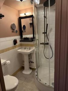 Deluxe Double Room room in Punch House Monmouth