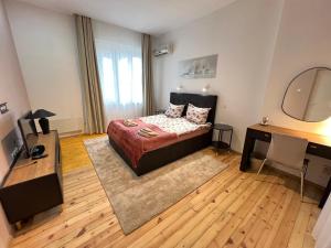 Florence family 2BDR Apt - min from Serdika w WiFi