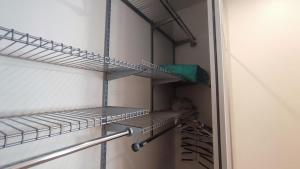 Bright 2-BDRM central apartment