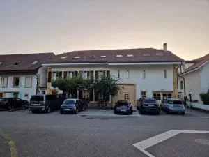 Hotel Restaurant Croix Blanche - Praz