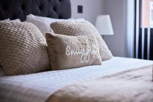 Birmingham Gem 2-Bed with Netflix, Fun & Parking