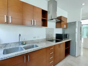 Klem by Bookiing Guys Riviera