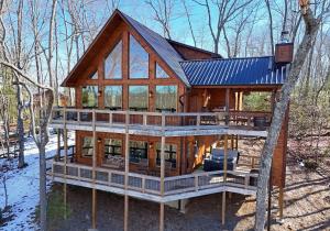 Stoneman Lodge | Hot Tub | Wifi | New Cabin | Outdoor Fireplaces