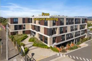 Roomie Apartment Hotel - 皮哈