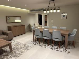 شقة فندقية فى الشيخ زايد بحديقة خاصة ومدخل خاص - 4hvězdičkové hotely ve městě Sheikh Zayed