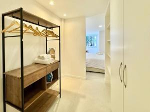 Super quarto sala com cama KING SIZE em Ipanema