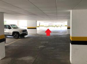 303 FRAM TOWER - incrível 3 qtos, pé na areia, edifício frente mar Praia Morro 2vg