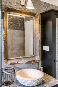 Apartments with swimming pool Vodice - 23696