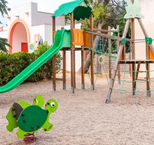 Campings Mobil-home 3 chambres, Plage & piscine, camping 4 etoiles : photos des chambres