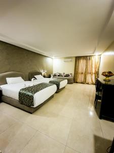 Palms Hotel Club