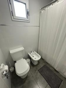 Departamento Jenkins a pocas cuadras del mar