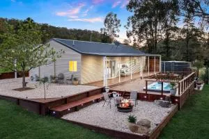 Little Corner Farm - Putty