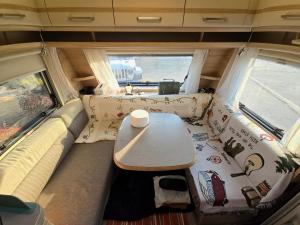 Caravan with Driving services in the surrounding area