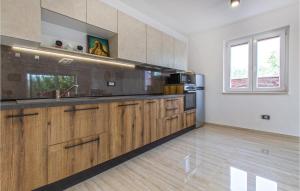 Cozy Apartment In Koper With Sauna 