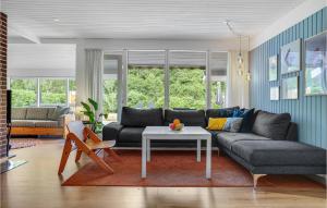 Three-Bedroom Holiday Home In Ebeltoft