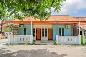 Ayna Syariah Mitra RedDoorz Indramayu - 井里汶