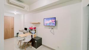 Relaxing Studio No Kitchen Apartment Bandaraya Tallasa City Makassar By Travelio
