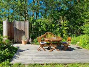 Thatched Cottage On Large Natural Plot