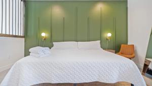 Chic Modern Condo in the Vibrant NuLu District