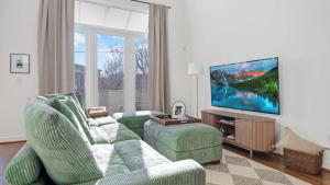 Chic Modern Condo in the Vibrant NuLu District