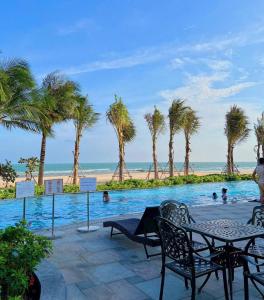 Longs Beach House - Wonderland Hồ Tràm