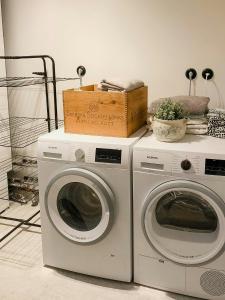 Cubist Holiday Home With Sea And Lake Views