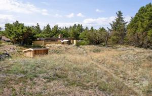 The Yellow House 200 Metres From The Beach