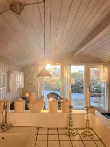 Family-Friendly Summer House Near The Beach